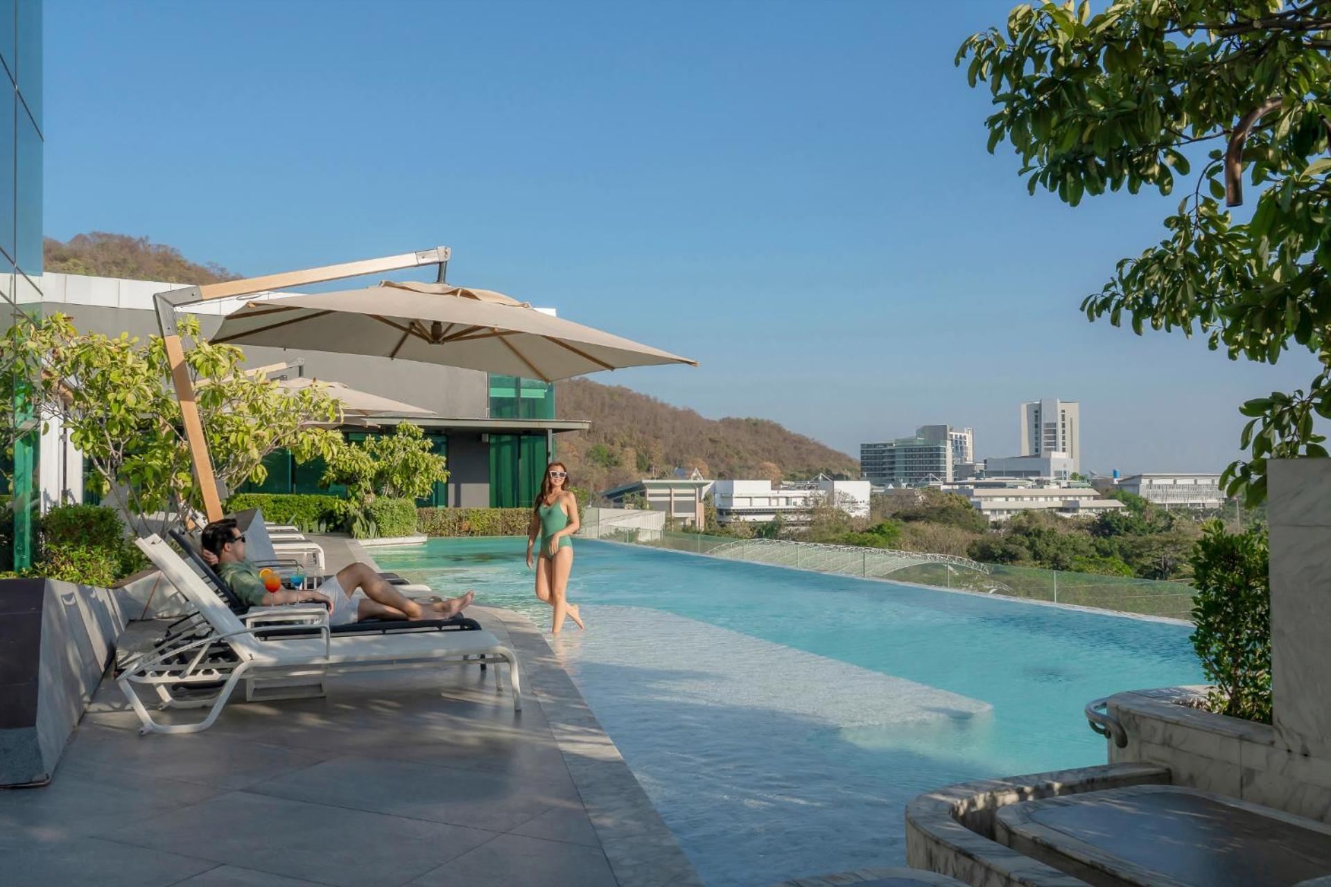 Holiday Inn & Suites Siracha Laemchabang By Ihg Si Racha Exterior foto